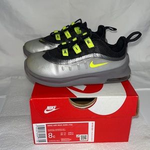 Girls Nike Air Max Axis